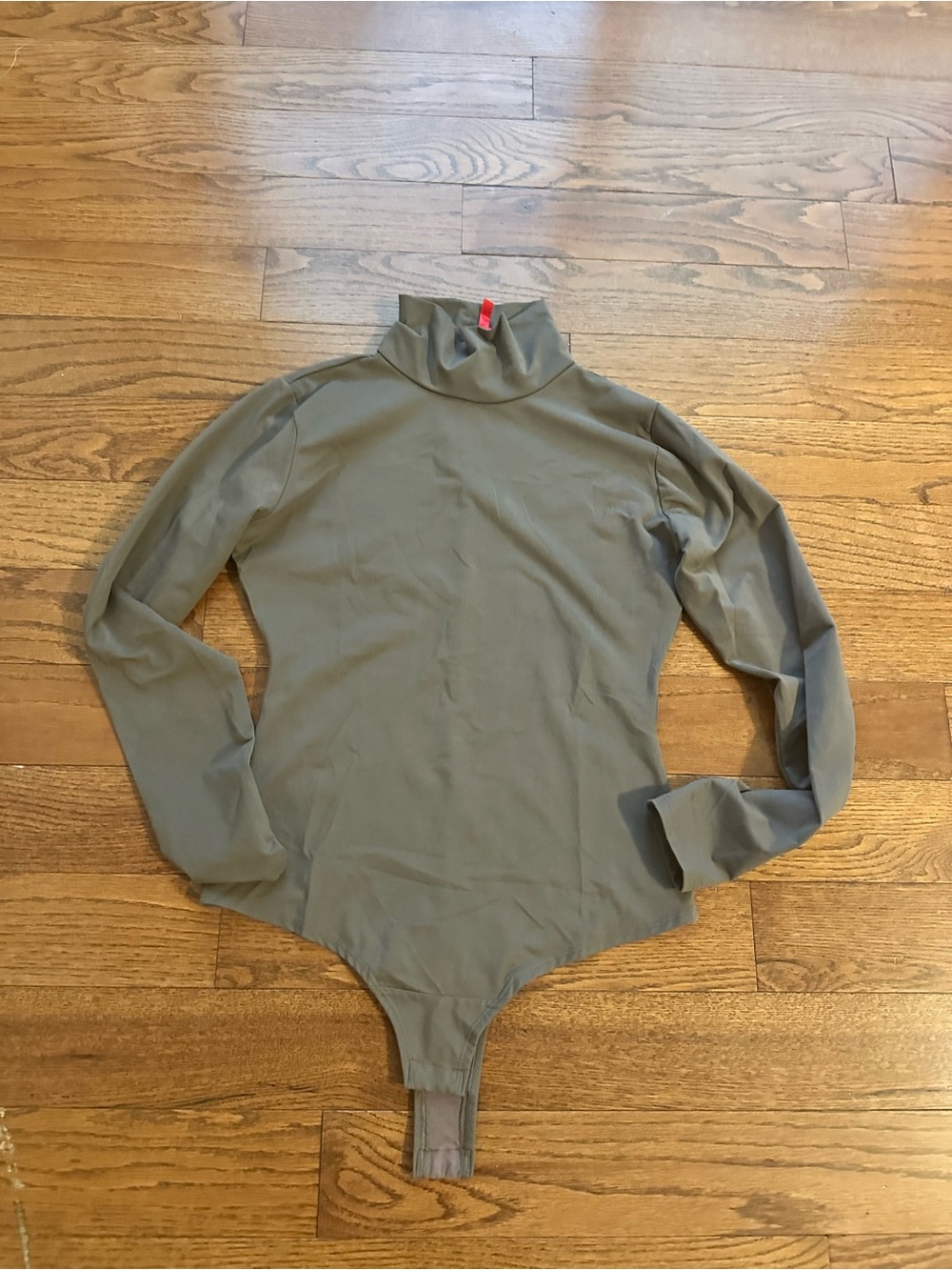 SPANX Olive Green Long Sleeve Mock Neck Bodysuit Size Medium Snap